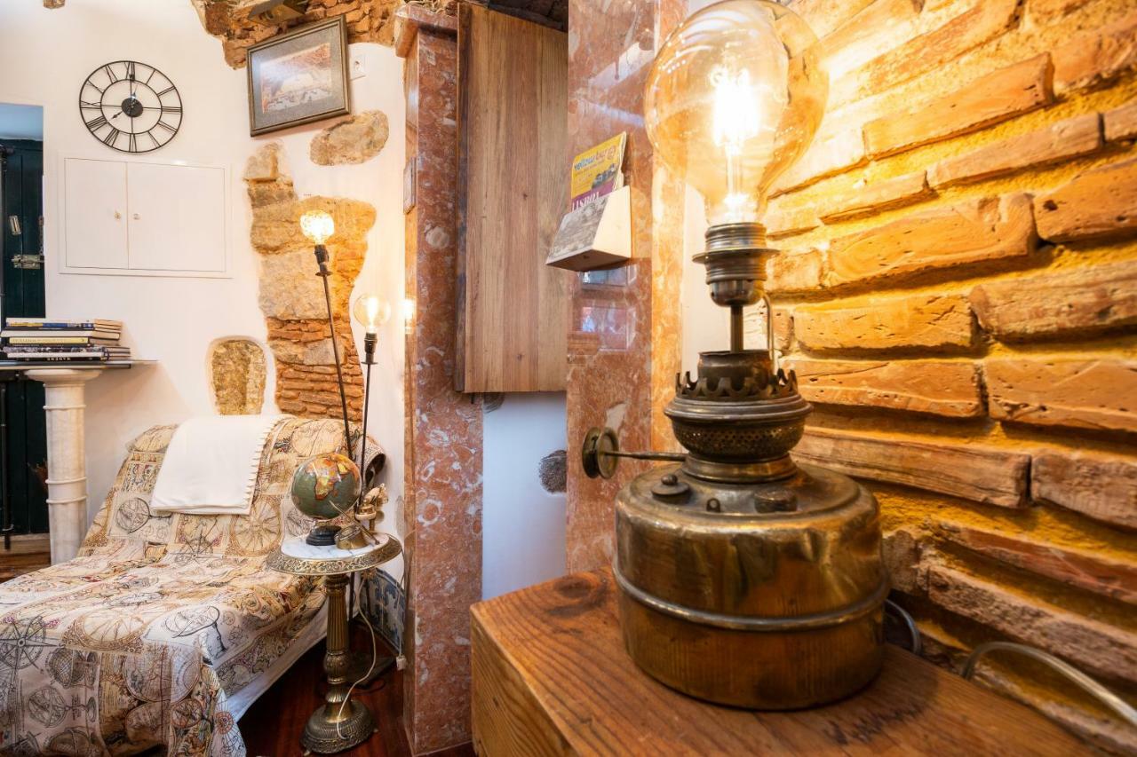 Romantic Medieval Apartment Lisboa Eksteriør bilde