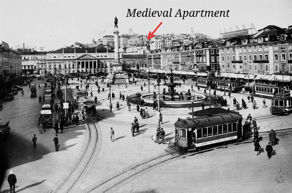 Romantic Medieval Apartment Lisboa Eksteriør bilde